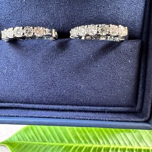 Certified 2.6ct. t.w. Moissanite 3mm Inside Out Hoop Earrings NEW/⁹